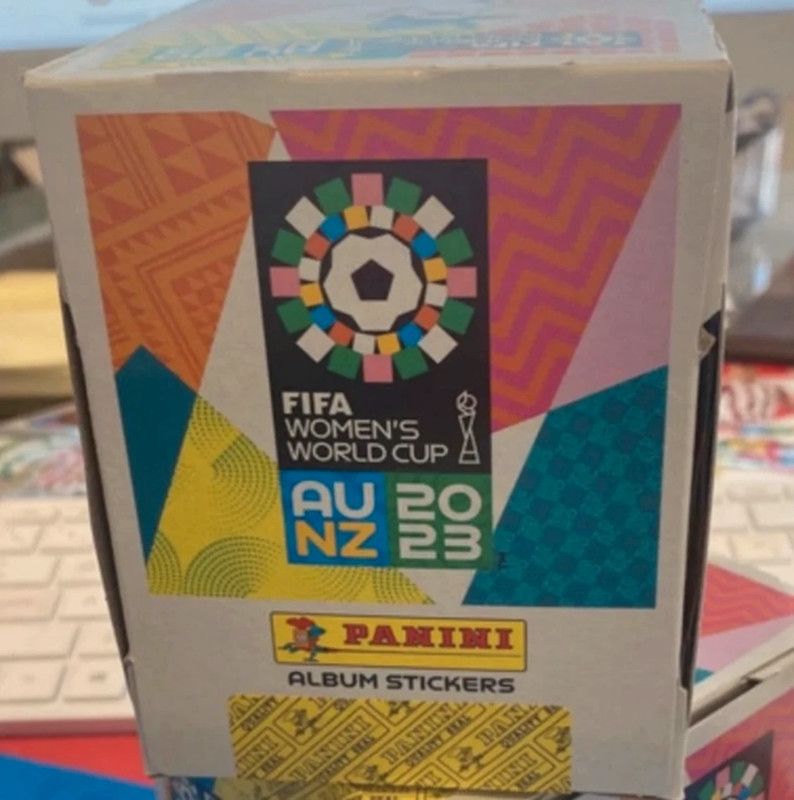 Panini Women world cup 2023 box 50 pochettes version spain