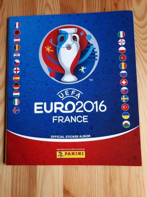 Panini Album vide Euro 2016 version Belge sticker ronaldo