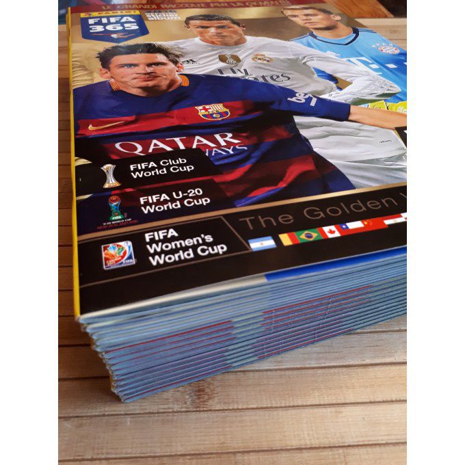 Panini Album vide Fifa 365 - 2016 (IT)+stickers