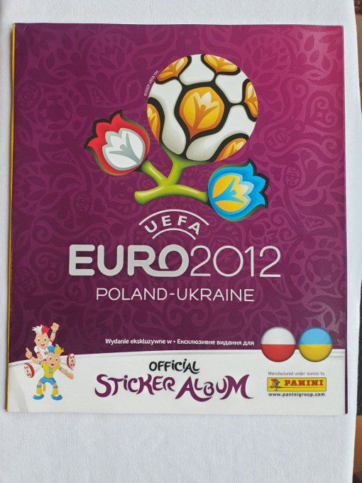 Panini Album vide Euro 2012 version Polonaise + sticker P1àP25
