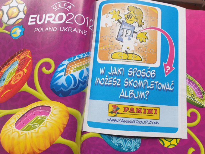 Panini Album vide Euro 2012 version Polonaise + sticker P1àP25