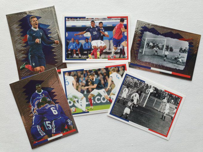 Panini Family Fier d'être Bleu 2016 images manquantes