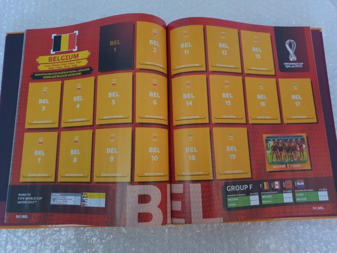 Panini qatar 2022 album vide version Belge cartonner