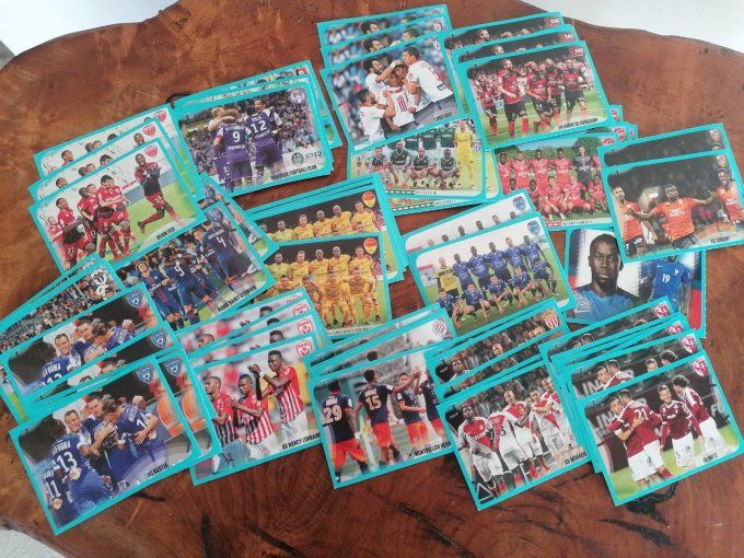 Panini Foot 2016  lot de 70 stickers avec double triple