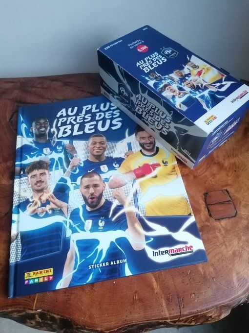 Panini Family au plus près des bleu Intermarché 2022 box 230 pochettes+ album carton