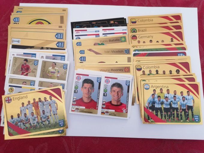 Panini Fifa 2016  lot de 69 stickers sans double