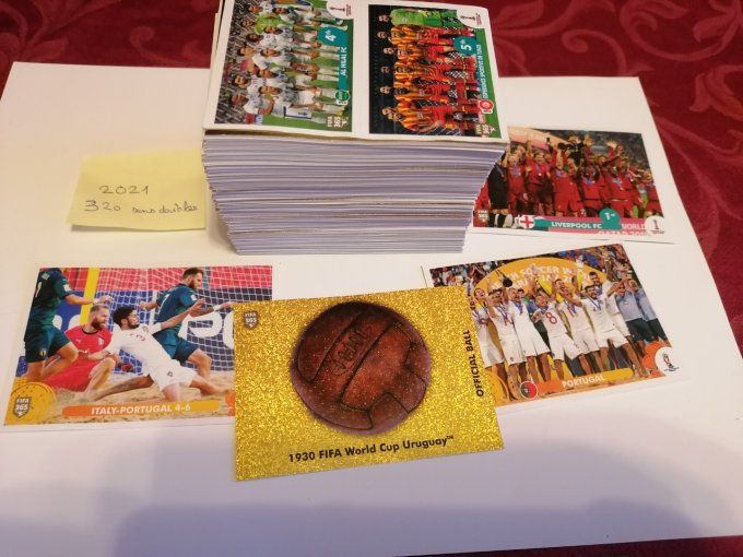 Panini Fifa 2021 lot de 320 stickers sans double