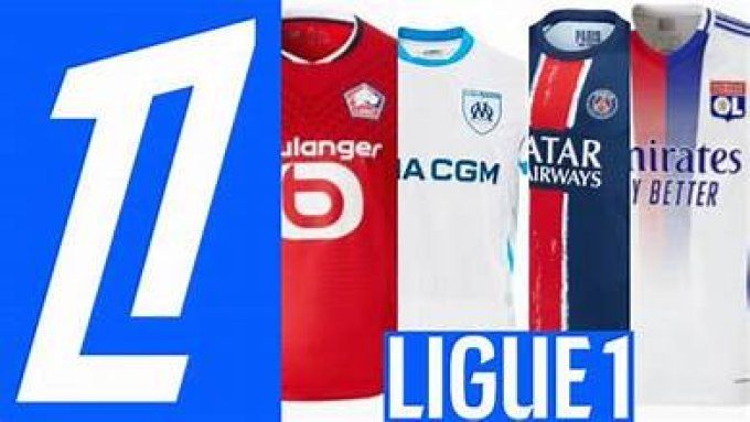 Panini Foot 2025-2026  images manquantes coming son