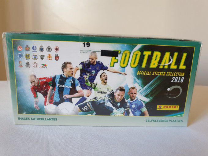 Boîte métal avec des cartes à collectionner Panini Foot 2024 Ligue