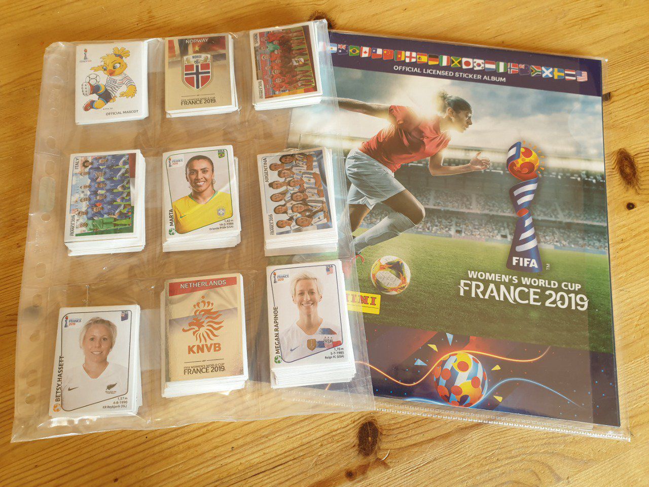 Panini Women France 2019 Set Complet 480 images 