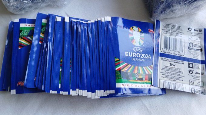 Topps pochette avec 6 sticker euro 2024