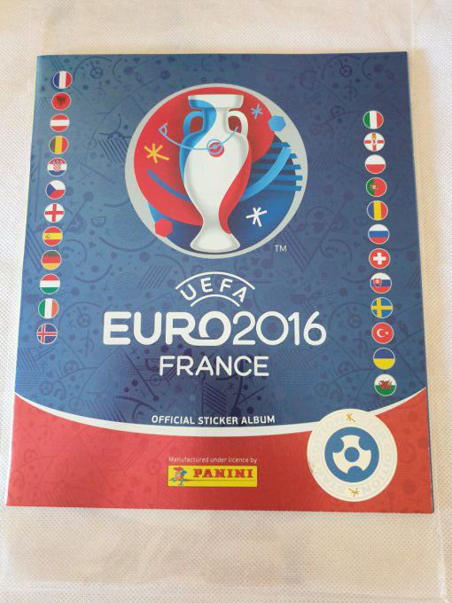 Panini Album vide Euro 2016 Star Edition Suisse