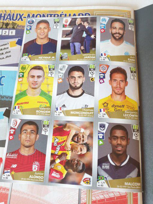 Panini album vide Foot 2017-2018 +Neymar sticker