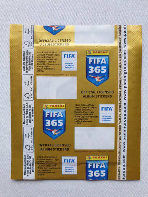 Panini Fifa 365 2021  par pochette sans code bar