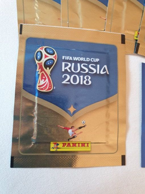 Panini Russie 2018 par pochettes version Française H