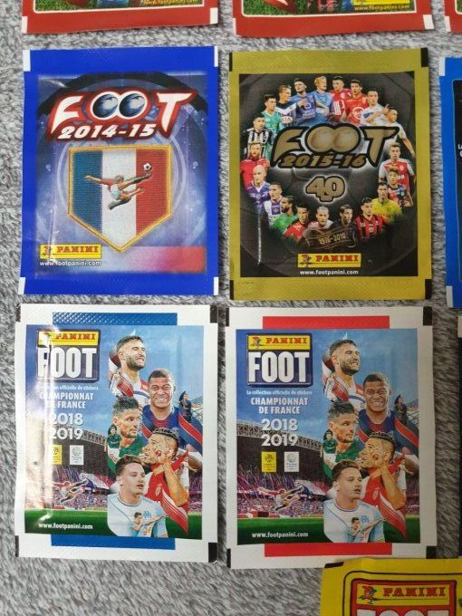 Panini  championnat de France lot de 16 pochettes différente