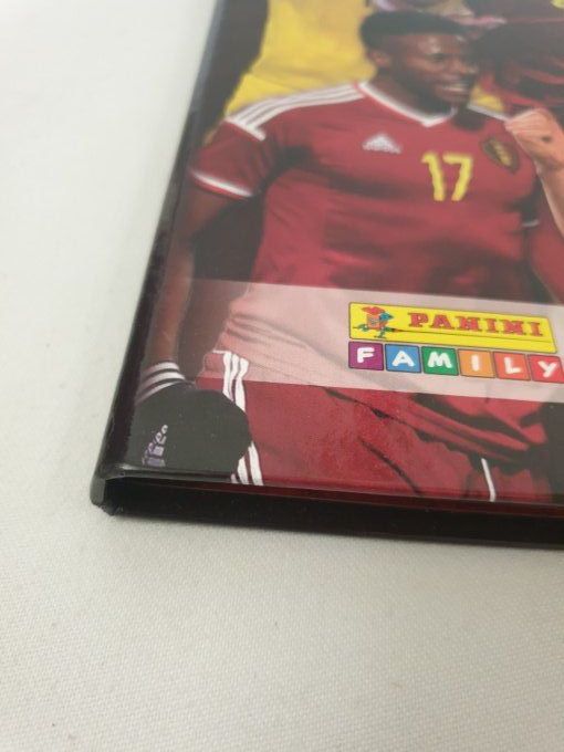 Panini family tous ensemble farde complète 180 carte