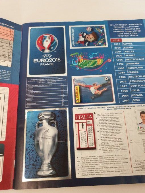 Panini Euro 2016 album complet coller + coca cola