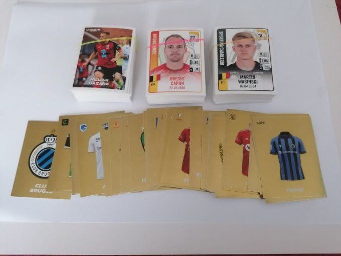 panini pro league 2023 lot de 300 images neuve