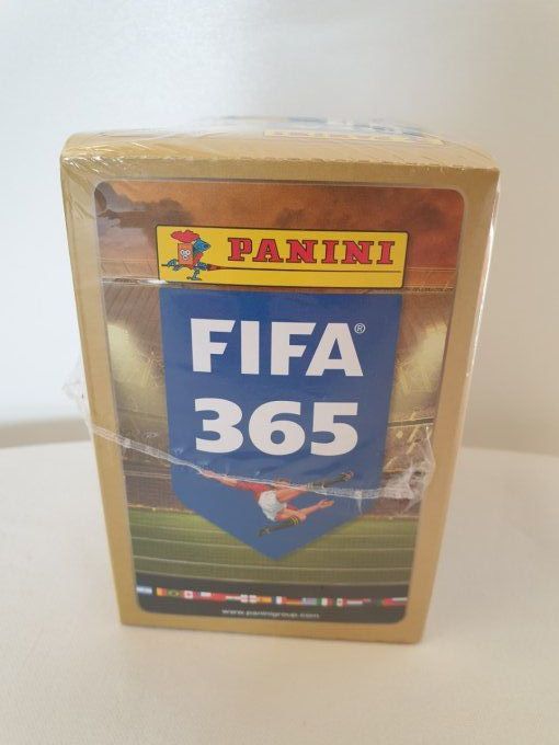 Panini Fifa 365 saison 2016 box 50