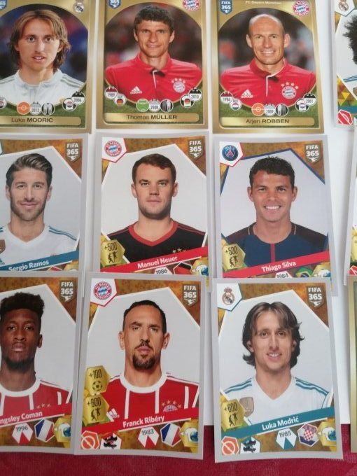 Panini 40 différent année Fifa star rookie