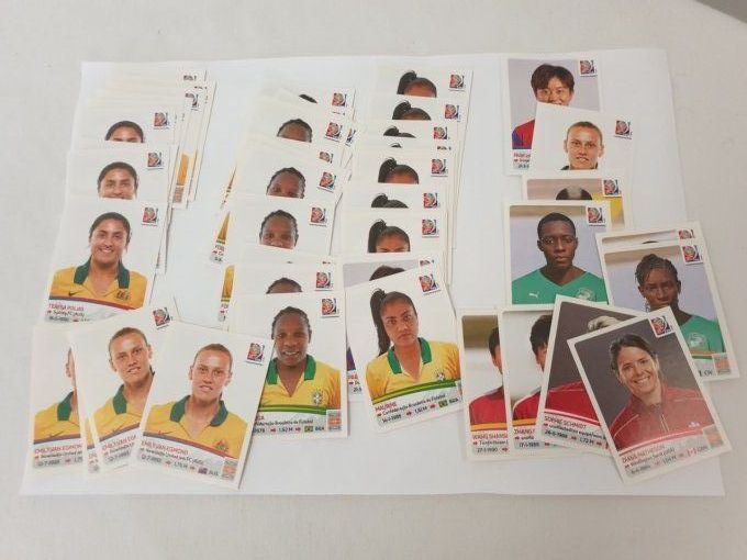 Panini women canada 2015 lot 124 stickers