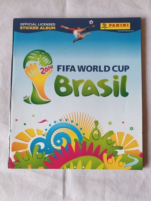 Panini Album vide Brazil 2014  planche messi