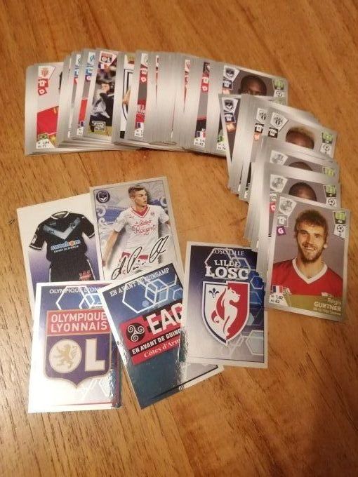 Panini Foot 2017 championnat de France Lot de 390 images sans double