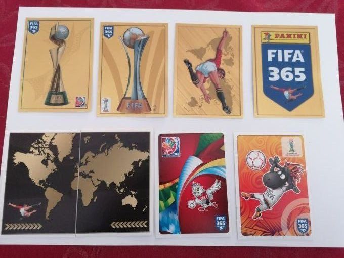 Panini Fifa 2016  lot de 69 stickers sans double