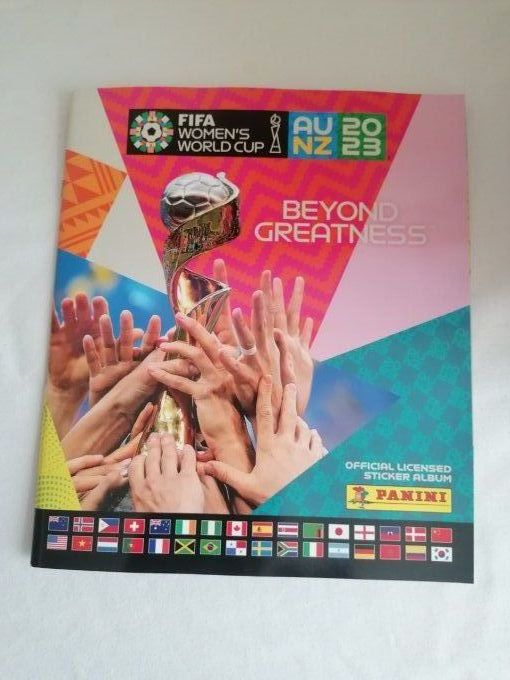 Panini women 2023 album vide neuf + sticker